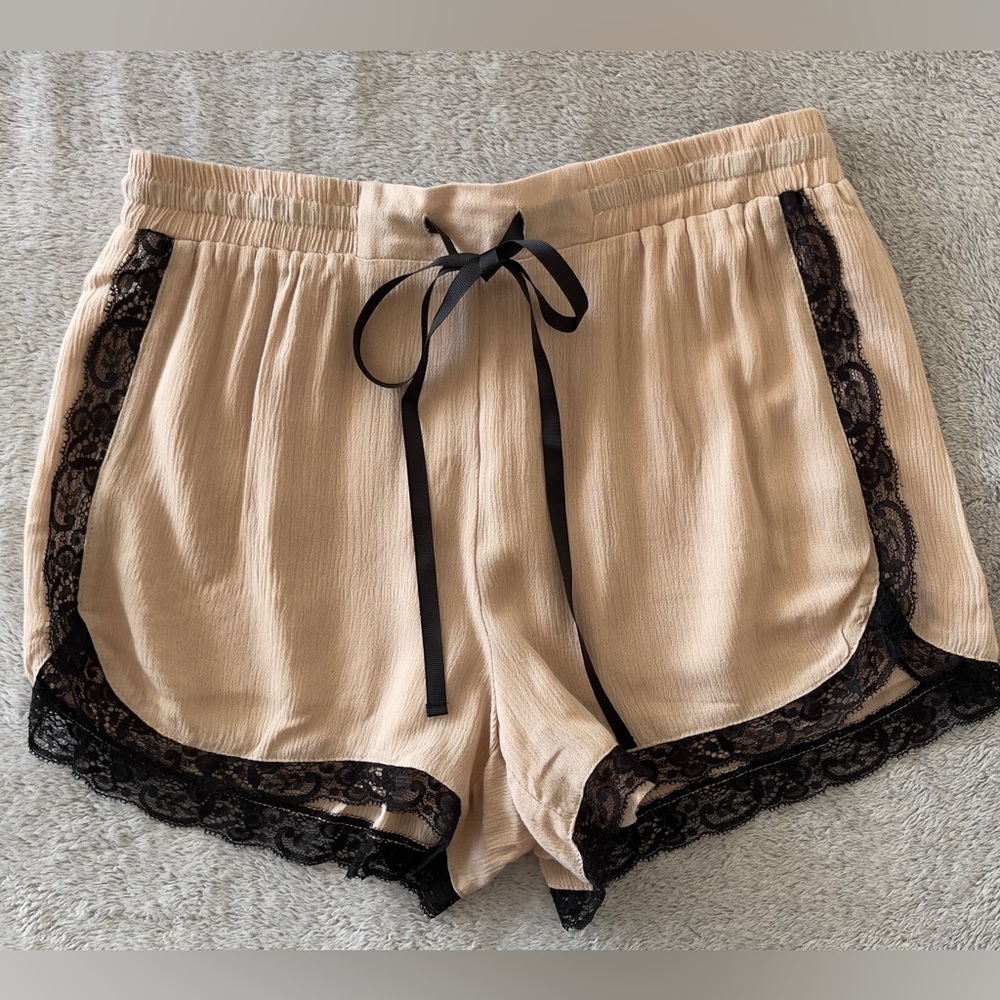 Celesta Tan & Black Laced Trim Shorts - Picture 3 of 8
